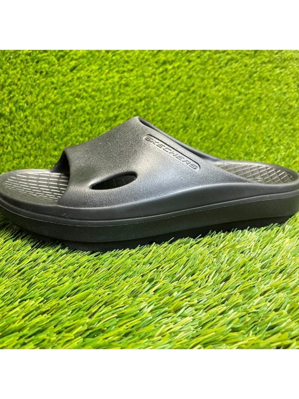 Skechers Relay Re-Bounce Mens Size 7 Black Beach Walking Outdoor Slide Sandals